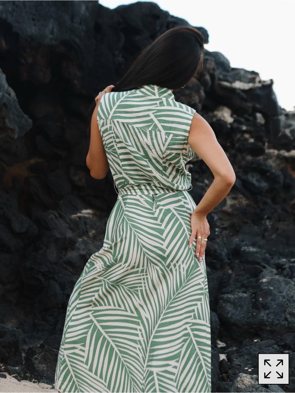 Lexbreezy Sleeveless Green Palm-Print Button Front dress - Picture 4 of 4